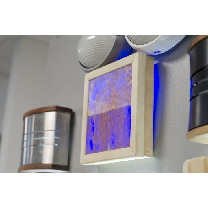 Himalayasaltlampa LED RGB, lindträ