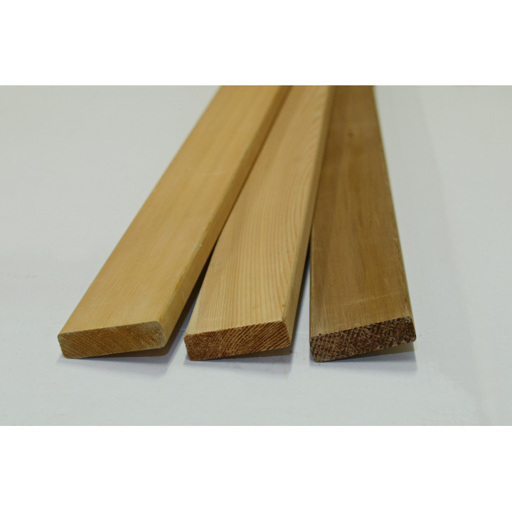 En våningssäng, 26 x 89 mm, cederträ