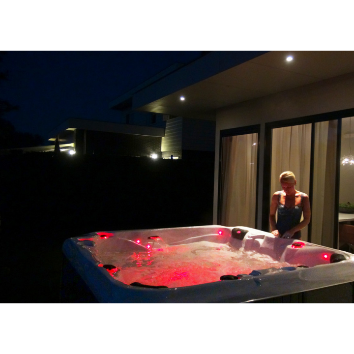 SPA-massagepool – Repose