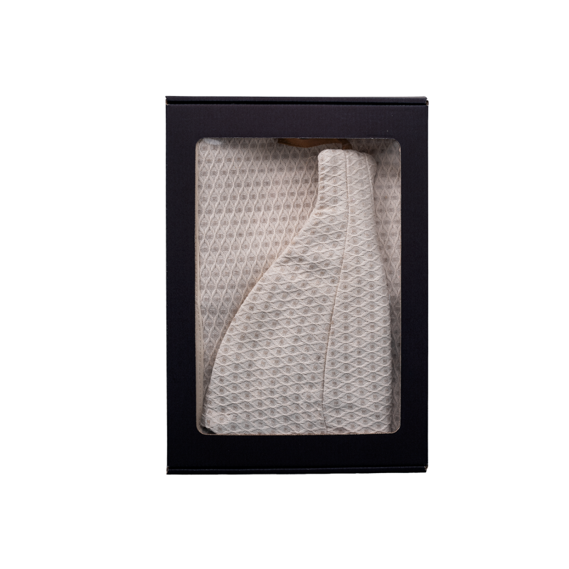 Presentset i presentask för HENNE. Bastuhatt och förkläde för dam - LINNE