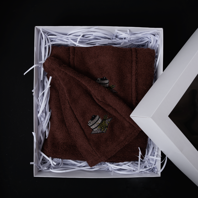 Presentförpackning. Brun